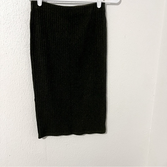 Forever 21 & SHEIN Bundle of (4) Women’ Large Pencil Skirts Plaid Multicolor EUC - Picture 12 of 16